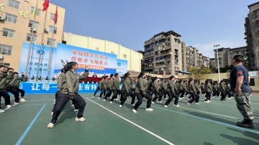 日逼骚女雁江教育 | “一校一品”特色教育 “点亮”多彩校园